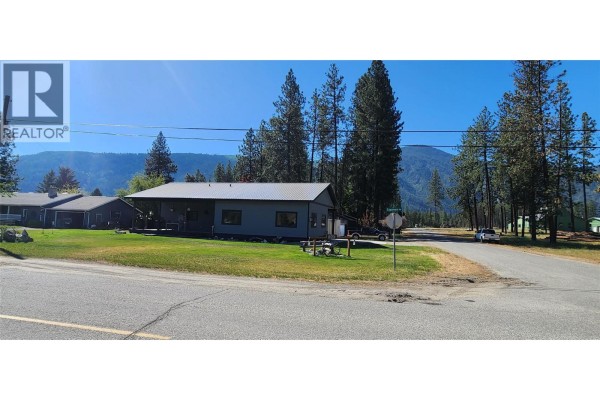 90 Sagamore Road, Grand Forks, BC, photo 2