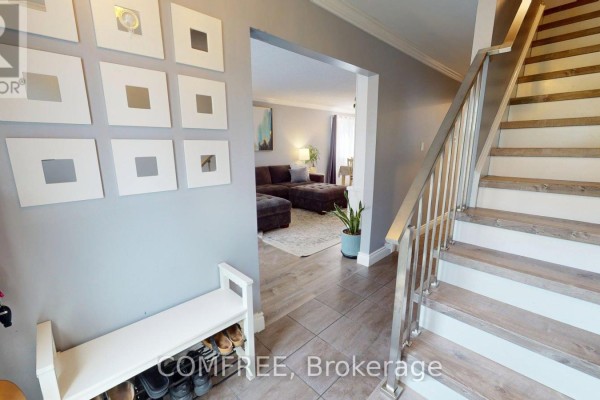 90 San Antonio Drive, Hamilton, ON, photo 3