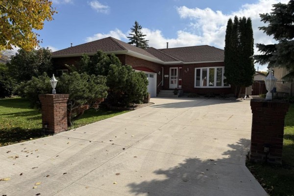 90 Spring Meadow Crescent, Winnipeg