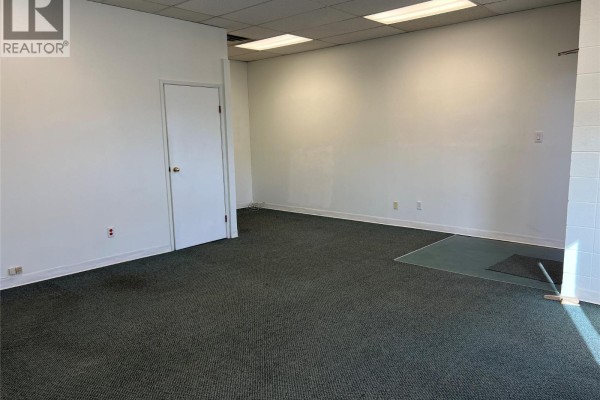 900 102 Avenue Unit 103, Dawson Creek, BC V1G2B7 Photo 4