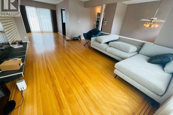 900 Cornell Avenue, Coquitlam, BC V3J2Z4 Photo 5