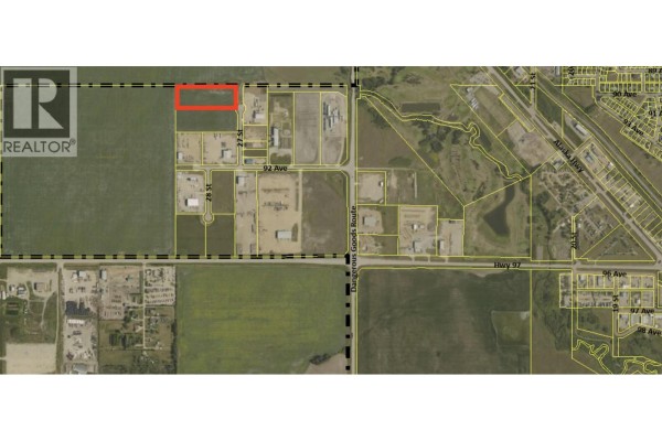 9001 27th Street, Dawson Creek, BC V1G1P7 Photo 2