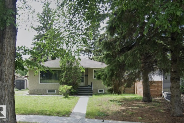 9004 88 St Nw, Edmonton, AB T6C3J6 Photo 2
