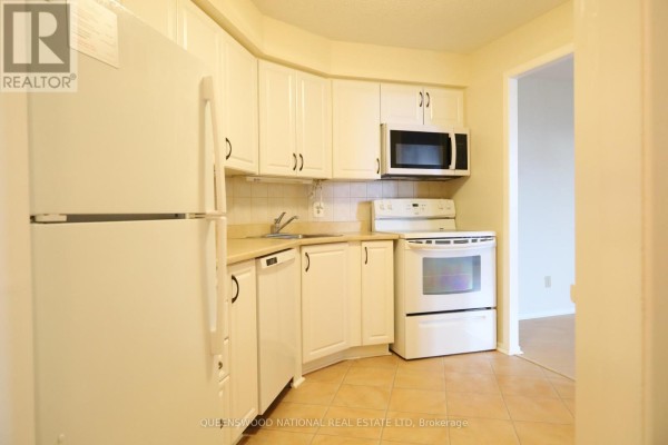 Living room - 901 - 1025 Grenon Avenue, Ottawa, ON K2B8S5 Photo 3