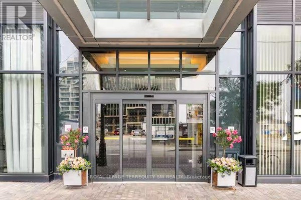 901 - 15 Merchants Wharf Court, Toronto