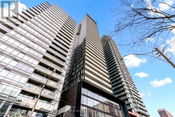 901 - 28 Wellesley Street E, Toronto, ON M4Y0C4 Photo 2