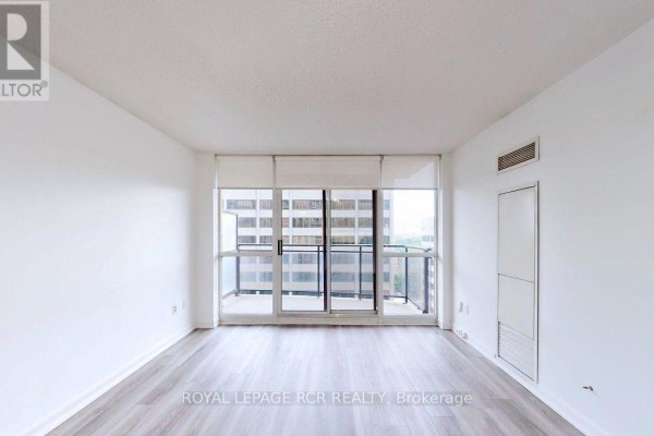 Primary Bedroom - 901 - 33 Sheppard Avenue, Toronto, ON M2N7K1 Photo 3