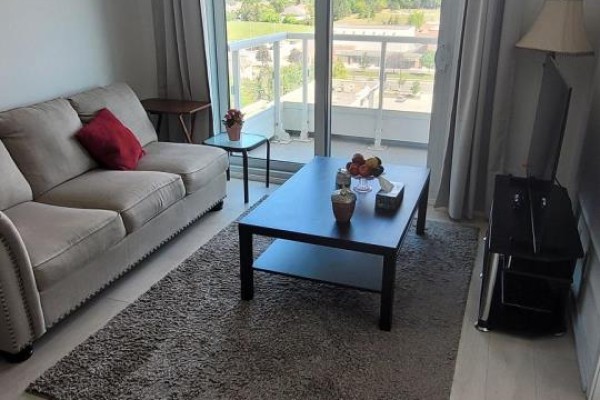 901 - 8 Beverley Glen Boulevard, Vaughan, ON L4J0L5 Photo 4
