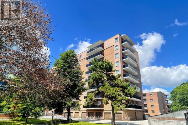901 - 855 Kennedy Road, Toronto, ON, photo 2