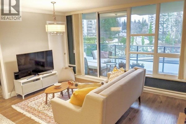 901 2200 Douglas Road, Burnaby, BC V5C0G8 Photo 3