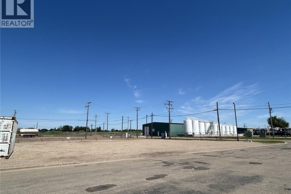 901 5th Street, Estevan, SK S4A0Y8 Photo 4