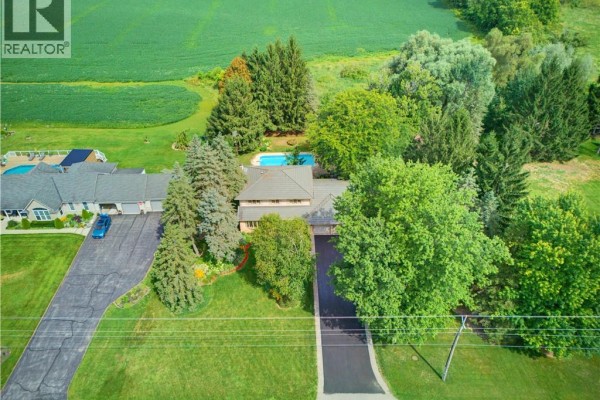901 Safari Road, Millgrove, ON, photo 2