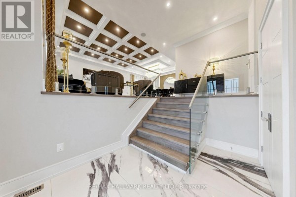 901 Wingarden Crescent, Pickering, ON, photo 3