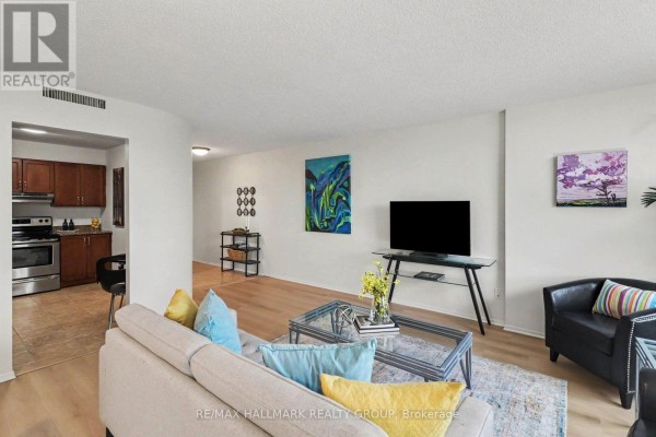 Kitchen - 902 - 200 Lafontaine Avenue, Ottawa, ON K1L8K8 Photo 4