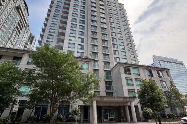 902 - 21 Hillcrest Avenue, Toronto, ON, photo 2