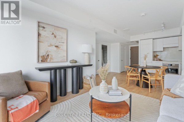 Dining room - 902 - 36 Brentcliffe Road, Toronto, ON M4G0E1 Photo 2