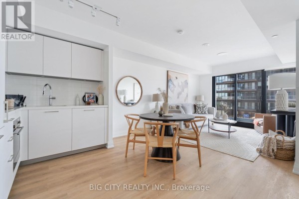 902 - 36 Brentcliffe Road, Toronto, ON M4G0E1 Photo 5