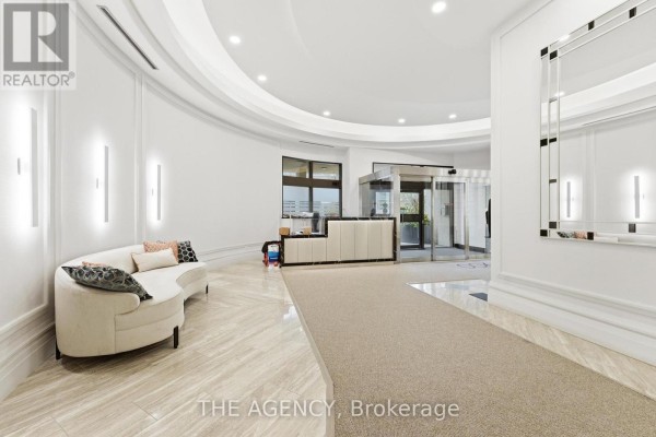 902 - 900 Yonge Street, Toronto, ON, photo 3