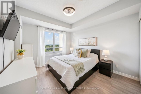 Primary Bedroom - 902 - 9245 Jane Street, Vaughan, ON L6A0J9 Photo 4
