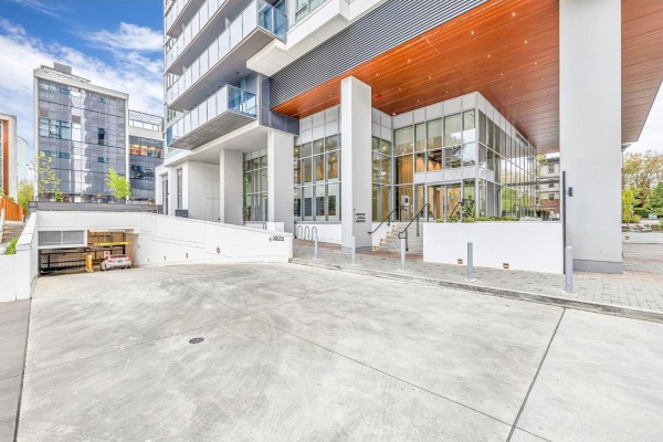 902 10448 University Drive, Surrey, BC V3T0S7 Photo 2
