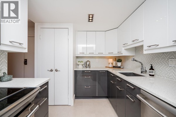 902 1616 W 13 Avenue, Vancouver, BC V6J2G6 Photo 2