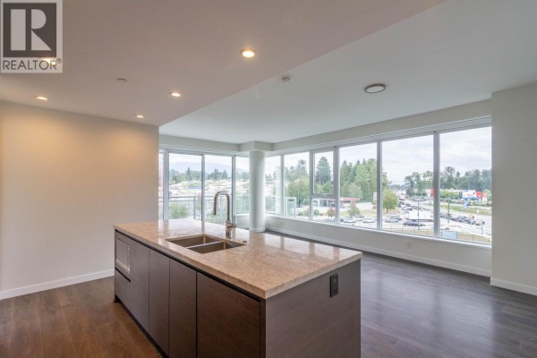 902 308 Morrissey Road, Port Moody, BC V3H0M2 Photo 2