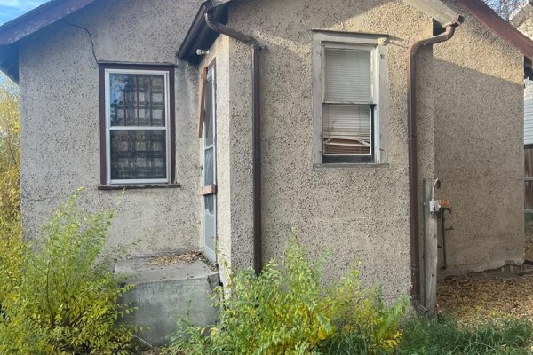 Bedroom - 902 Gray Avenue, Saskatoon, SK S7N2J5 Photo 5