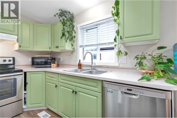 Full ensuite bathroom - 9020 Jim Bailey Road Unit# 79, Kelowna, BC V4V1E5 Photo 5