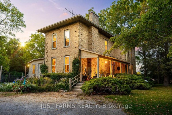 9024 Wood Drive, Lambton Shores, ON, photo 2
