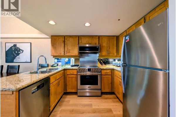 903(51) 4293 Mountain Square, Whistler, BC V8E1B8 Photo 5