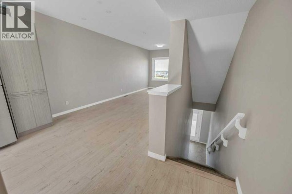 Living room - 903, 218 Sherwood Square Nw, Calgary, AB T3R0Y2 Photo 4