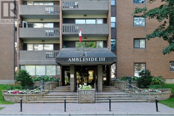 Living room - 903 - 1100 Ambleside Drive, Ottawa, ON K2B8G6 Photo 3