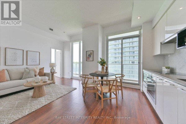 903 - 117 Mcmahon Drive, Toronto, ON, photo 2