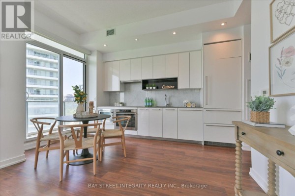 Dining room - 903 - 117 Mcmahon Drive, Toronto, ON M2K2X9 Photo 5