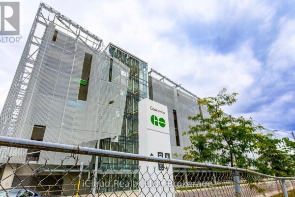 Modern GO station building with a metal facade and glass. - 903 - 135 Hillcrest Avenue, Mississauga