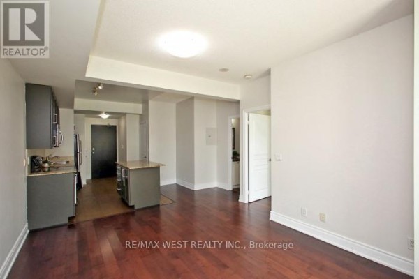 903 - 225 Webb Drive, Mississauga, ON L5B4P2 Photo 5