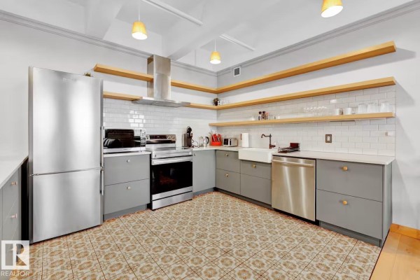 #903 10105 109 St Nw, Edmonton, AB T5J1M8 Photo 5