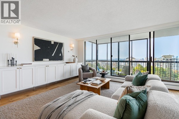 903 114 W Keith Road, North Vancouver, BC V7M3C9 Photo 3
