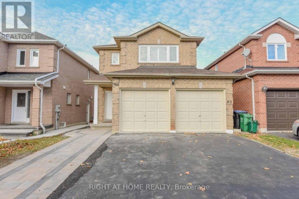 903 Blyleven Boulevard, Mississauga