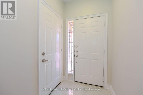 Bedroom - 903 Blyleven Boulevard, Mississauga, ON L5V2J3 Photo 4