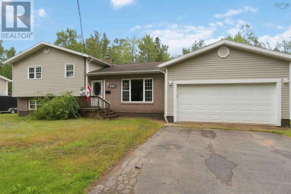 903 Dalmation Drive, Greenwood