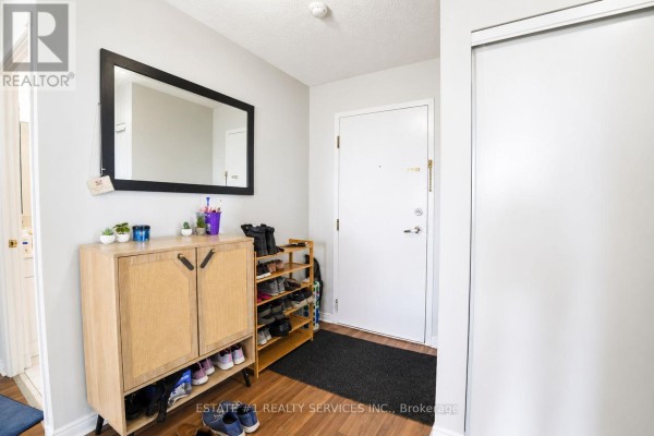 Solarium - 904 - 135 Hillcrest Avenue, Mississauga, ON L5B4B1 Photo 3