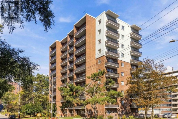 904 - 15 Elizabeth Street N, Mississauga