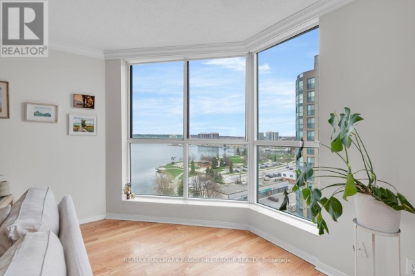904 - 150 Dunlop Street E, Barrie, ON, photo 2