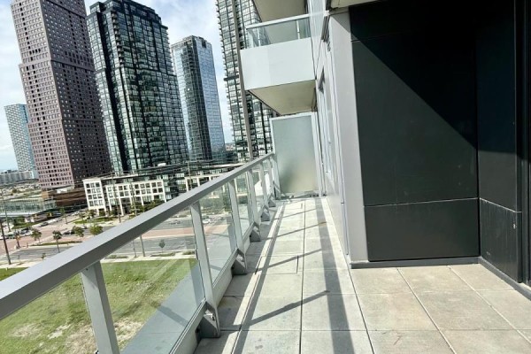 904 - 21 Meadowdale Road, Vaughan, ON L4K0H6 Photo 5