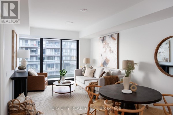 Dining room - 904 - 36 Brentcliffe Road, Toronto, ON M4G0E1 Photo 2