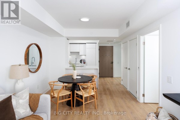 Bedroom - 904 - 36 Brentcliffe Road, Toronto, ON M4G0E1 Photo 4