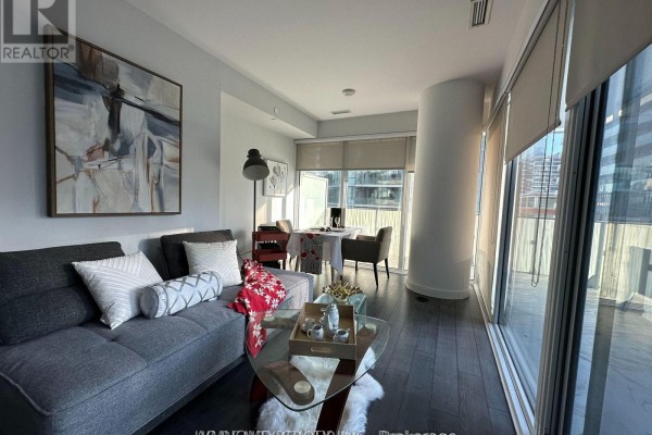 Kitchen - 904 - 42 Charles Street, Toronto, ON M4Y0B7 Photo 3