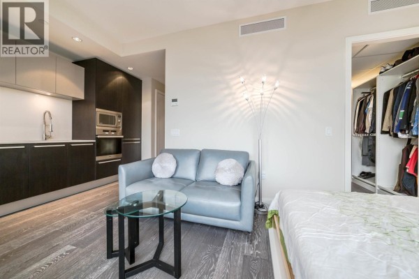 904 1221 Bidwell Street, Vancouver, BC V6G0B1 Photo 2