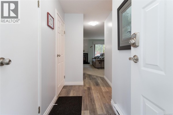 Bedroom - 904 640 Broadway St, Saanich, BC V8Z2G4 Photo 4